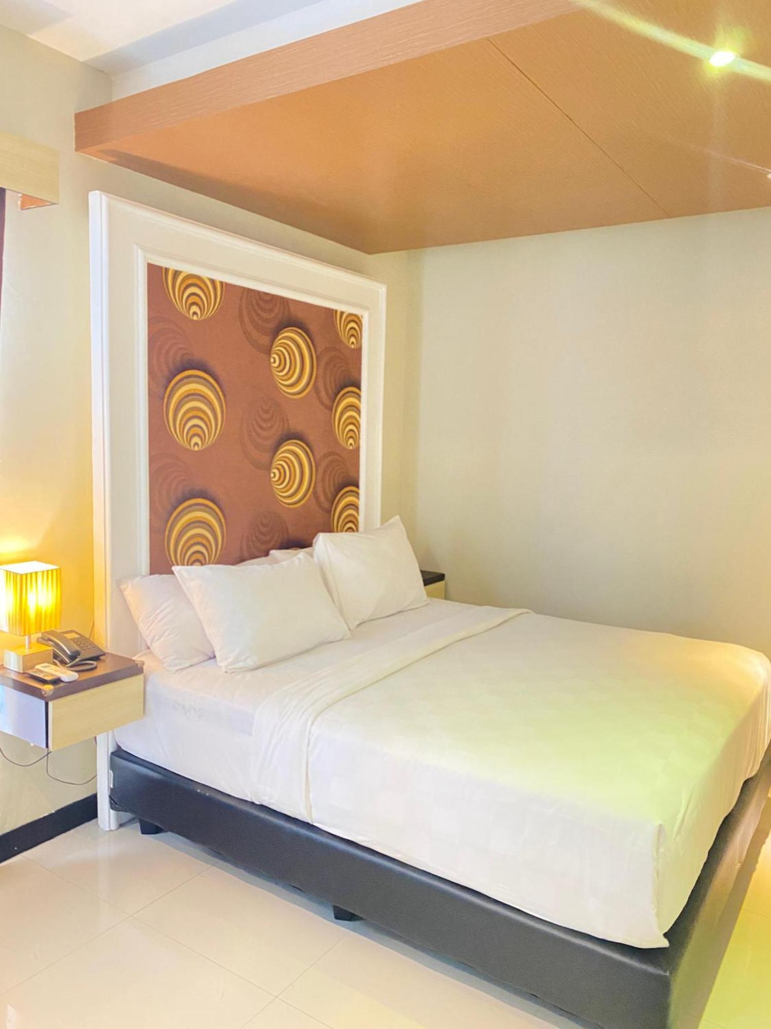 מנאדו Jle'S Hotel מראה חיצוני תמונה