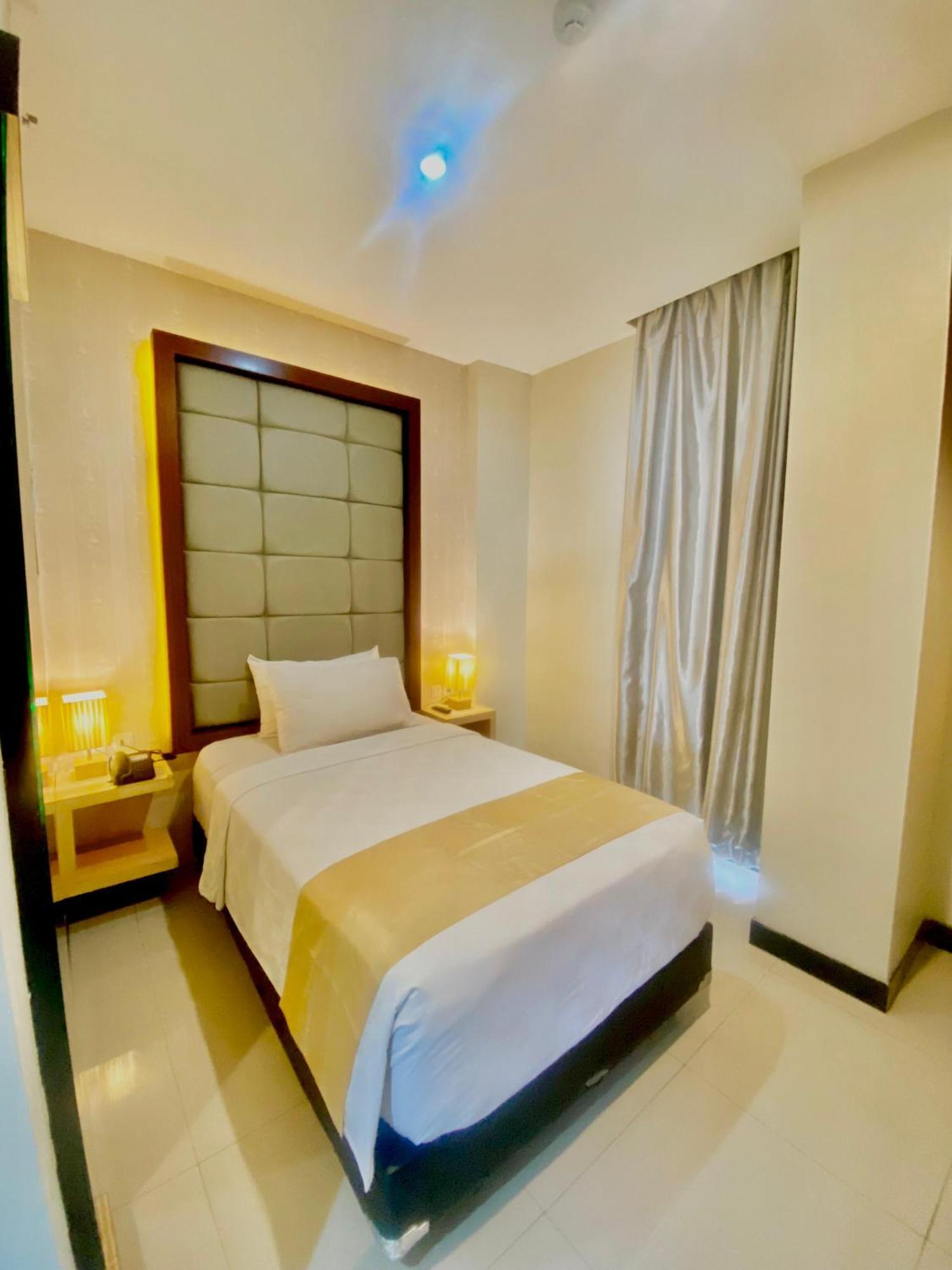 מנאדו Jle'S Hotel מראה חיצוני תמונה