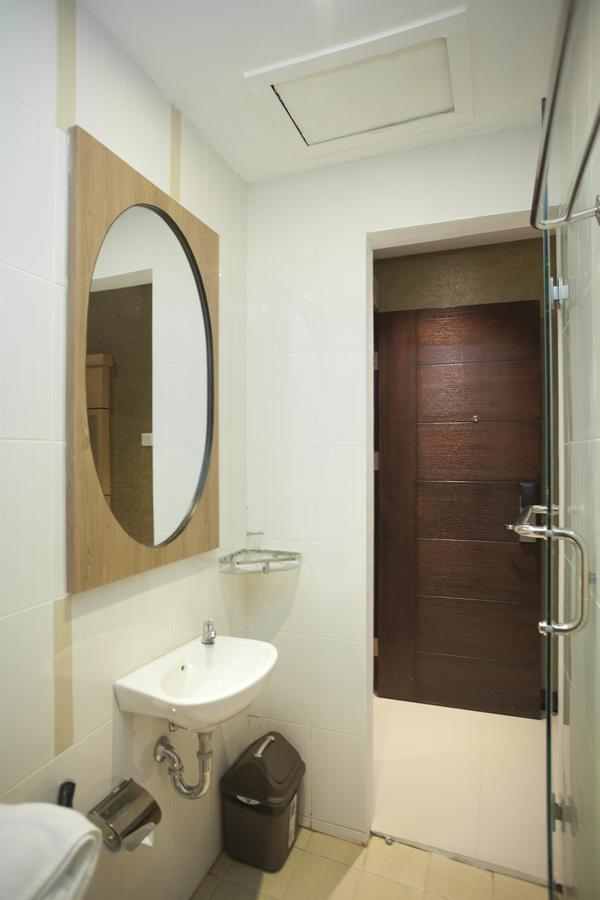 מנאדו Jle'S Hotel מראה חיצוני תמונה